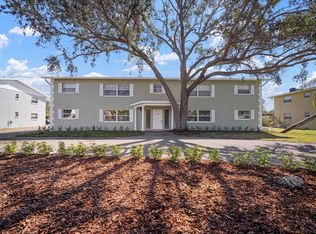 4533 Overlook Dr NE APT B, Saint Petersburg, FL 33703