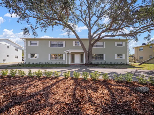 4533 Overlook Dr NE APT B, Saint Petersburg, FL 33703