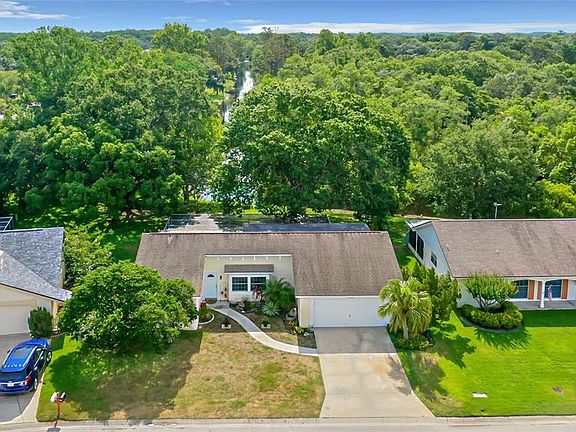 3rd image of 12212 Silk Oak Ln