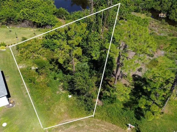 132 Glades Dr #1716, Rotonda West, FL 33947