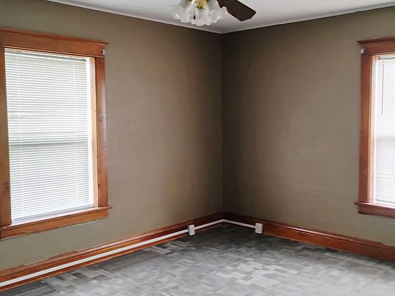 2nd image of 1019 7th St #2N
