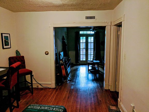 3rd image of 302 N Cleveland St APT 2