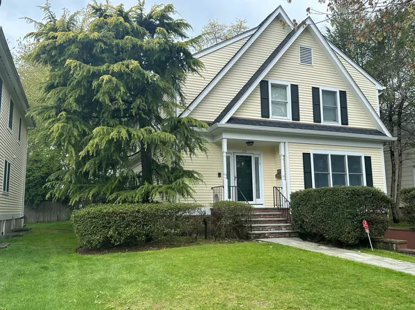 179 Clarence Rd, Scarsdale, NY 10583