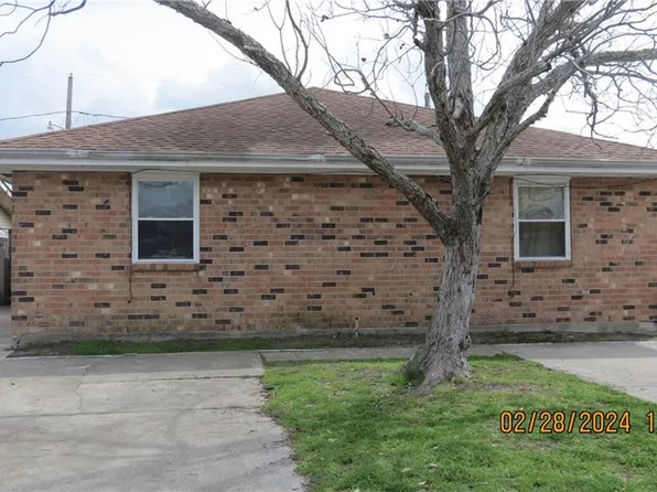 4105-07 Jupiter Dr, Chalmette, LA 70043