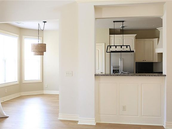 5th image of 1601 Whippoorwill Ln