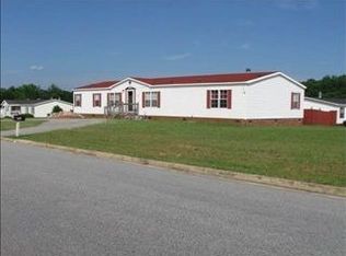 102 Kentmont Ln, Greer, SC 29651