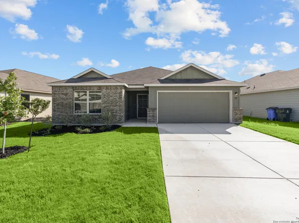 805 Stonemanor Bay, Seguin, TX 78155