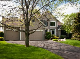 3939 Jamestown Curv, Woodbury, MN 55129