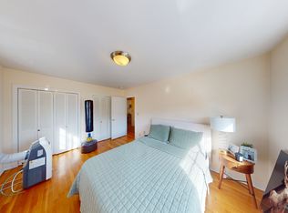 49 Green St #3, Brookline, MA 02446