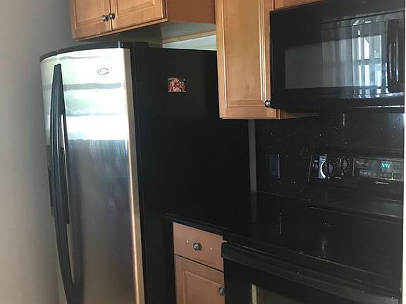 4th image of 820 Cypress Park Way #F2