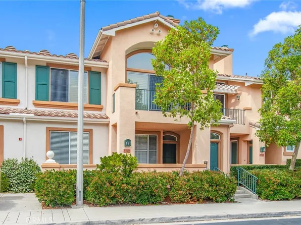 2605 Ladrillo Aisle, Irvine, CA 92606