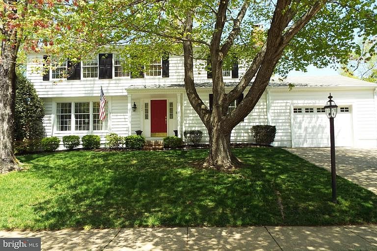 1st image of 522 Bay Green Dr