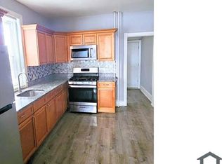 5611 Boyer St, Philadelphia, PA 19138