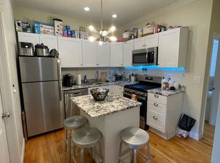 16 Hull St #2F, Boston, MA 02113