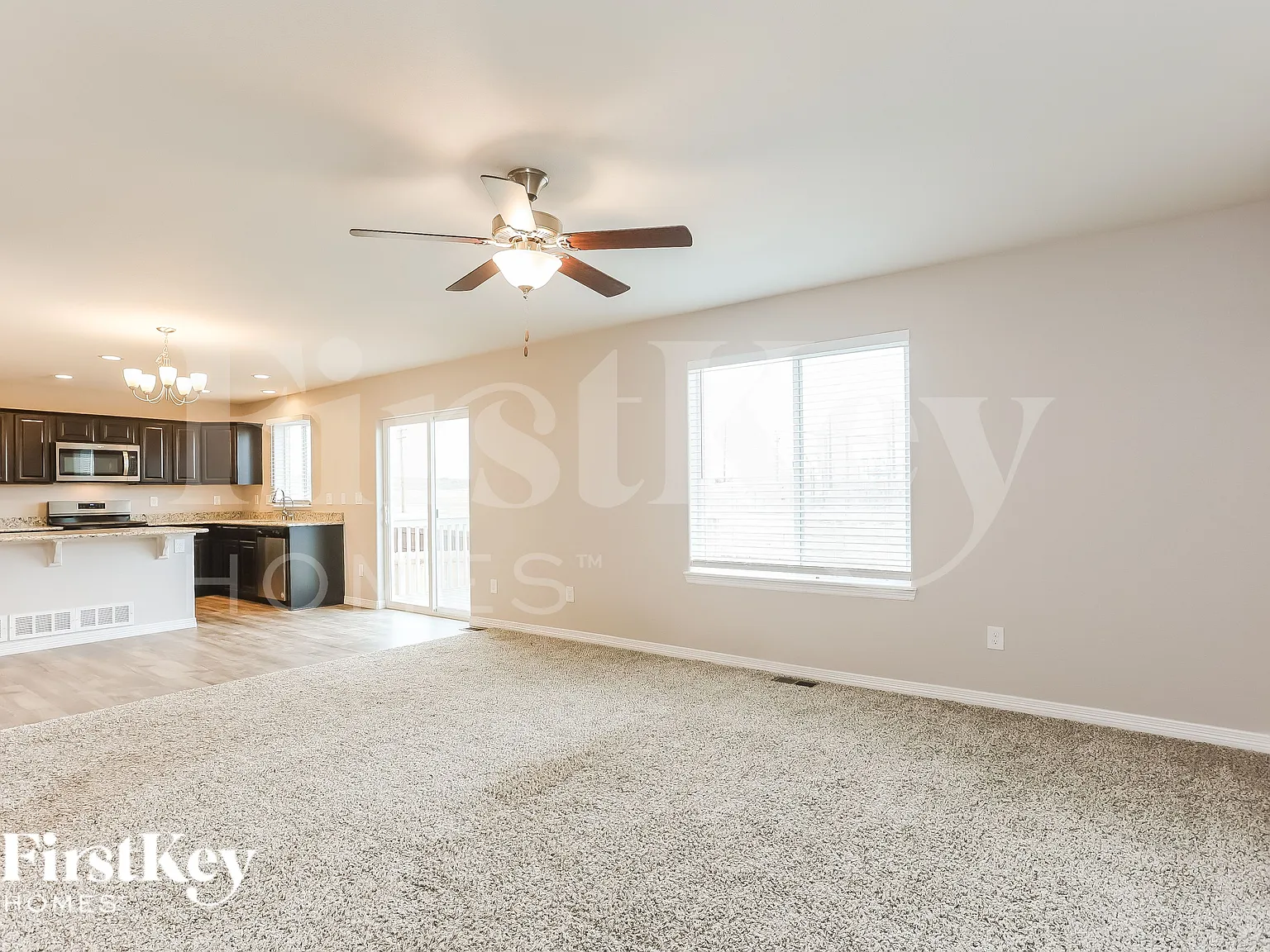 3 bed, 3.0 bath, 2253 sqft, $2,805 — Photo 3