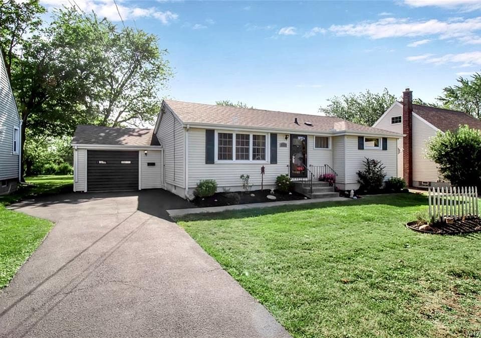 1st image of 109 Susan Ln