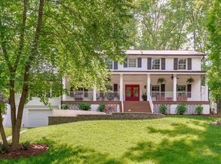 1107 Daleland Dr, Raleigh, NC 27612