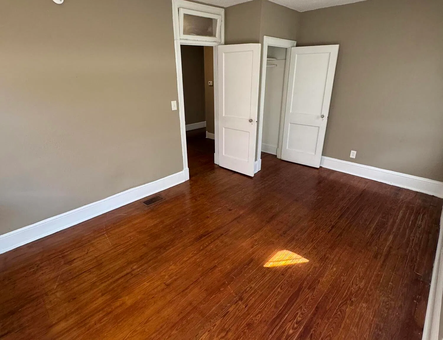 2 bed, 1.0 bath, 1020 sqft, $1,400 — Photo 3
