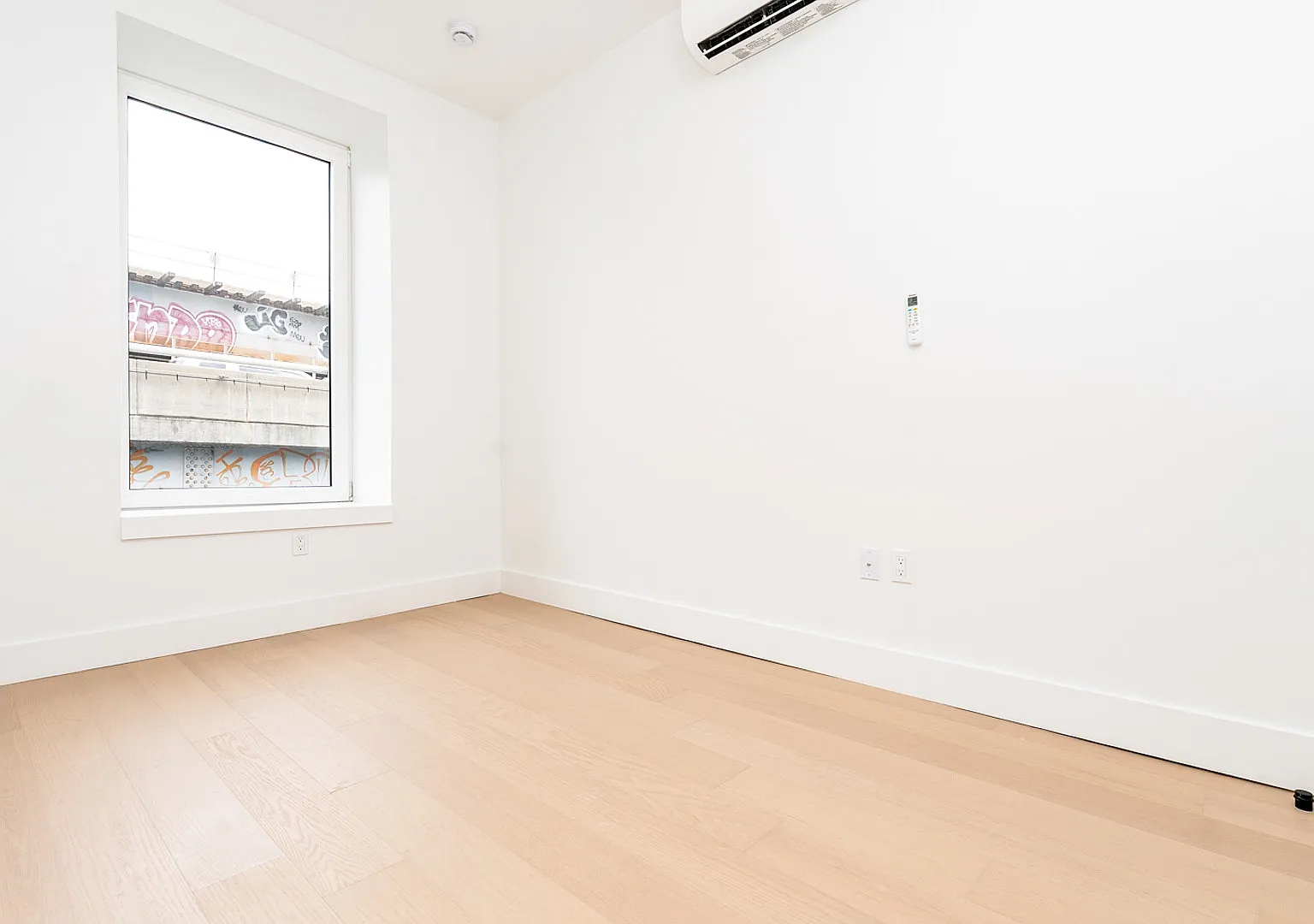 107 South 6th Street — Photo 4