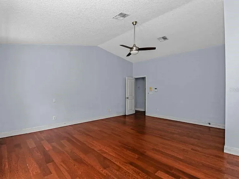 2396 Nightingale Ln — Photo 24