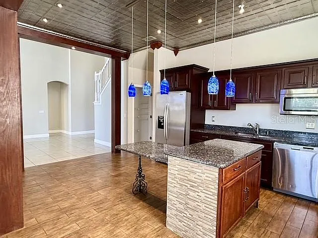 2300 The Oaks Blvd — Photo 14