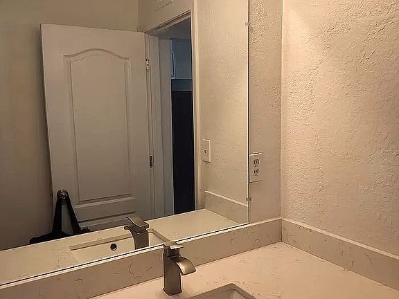 3rd image of 1812 N 26th Pl #1
