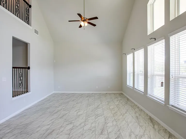 8049 Arezzo Dr — Photo 6