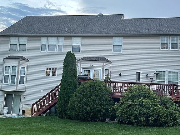 3rd image of 432 Mara Rose Ln