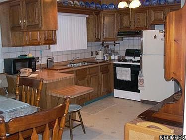 4th image of 2858 Bears Den Ct