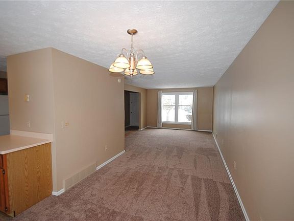 4th image of 108 Nadine Dr