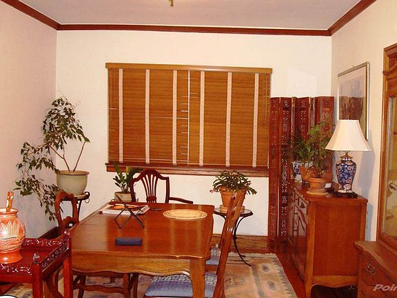 Formal Dining Rm