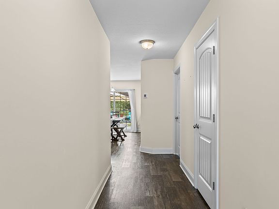 5th image of 520 Black Pearl Cir