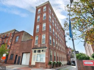 320 Race St APT A, Philadelphia, PA 19106