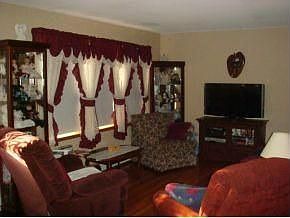 2nd image of 46 Clark Rd