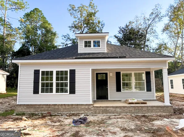 222 Hill St, Statesboro, GA 30458