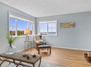 13766 S West Bay Shore Dr Unit 101, Traverse City, MI 49684