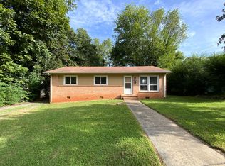 606 Nunn St, Chapel Hill, NC 27516