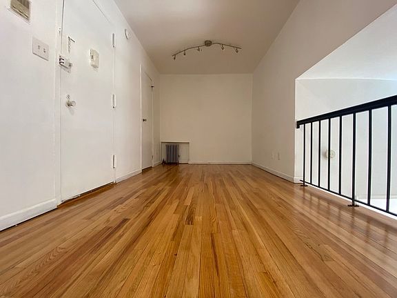 5th image of 27 W 85th St APT 1A