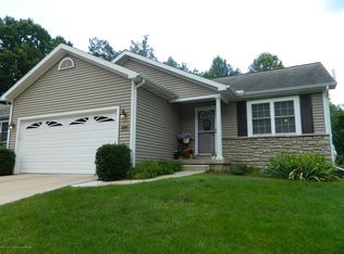 2509 Arbor Forest Dr, Lansing, MI 48910