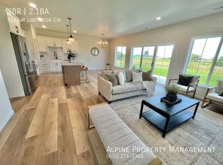 5524 W Liberator Cir, Sioux Falls, SD 57107