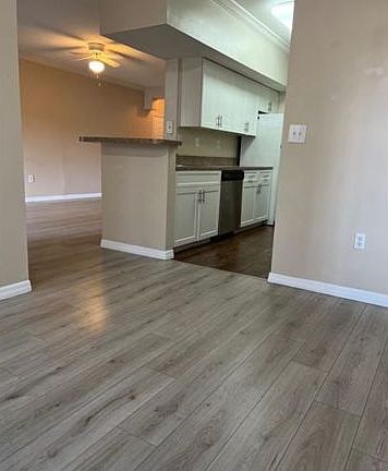 2nd image of 101 SW 117th Ave #3A