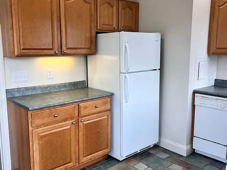 3535 Michigan Avenue — Photo 9