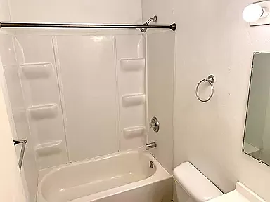 3 bed, $960 — Photo 2