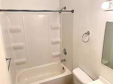 2nd image of 1301 Broadway St S APT 1