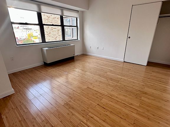 4th image of 756 Washington St APT 7G