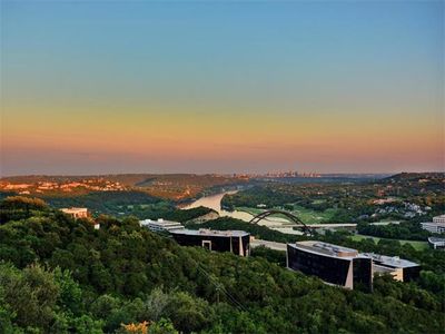 6605 W Courtyard Dr, Austin, TX, 78730