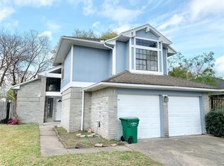 9234 Spindlewood Dr, Houston, TX 77083