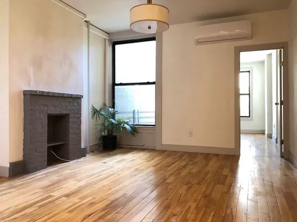 609 Rogers Avenue image 1 of 10