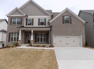 702 Overlook Glen Dr, Lawrenceville, GA 30045