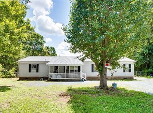 888 Tall Pine St, Asheboro, NC 27205